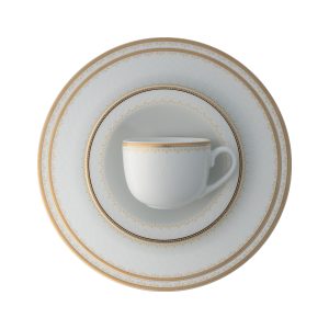 قیمت و خرید سرویس ۱۰۲ پارچه چینی زرین طرح نورا